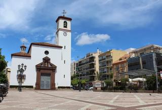 Traspàs Local Comercial  Plaza de la constitución. Traspaso restaurante funcionando en fuengirola centro