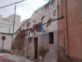 Casa a Calle almazara 1. Casa para reformar en alhama de murcia