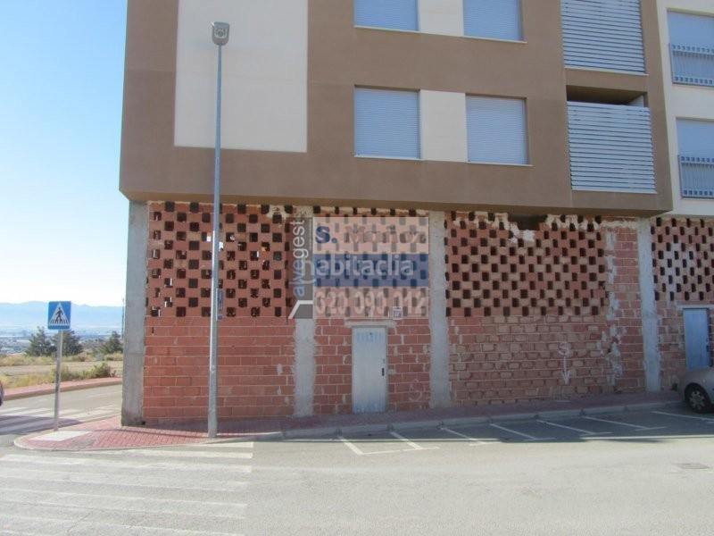 Foto d25845c8-9127-402e-b612-6d90d803ddaf. Casa locales comerciales en Totana