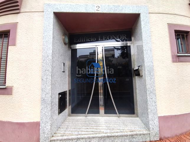 Foto b836aff3-6fce-468c-b1c7-1e5318d36b99. Aparcament cotxe a Mazarrón casco urbano Mazarrón