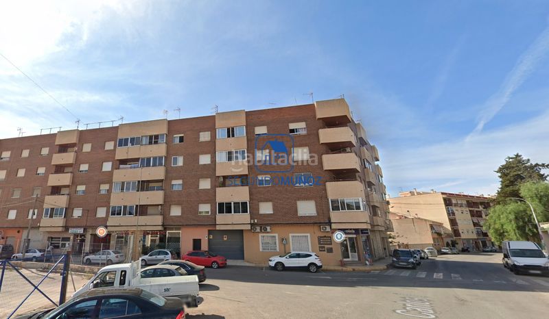 Foto 4eb64fad-9e31-4ad2-bb01-757a051386f8. Aparcament cotxe a Mazarrón casco urbano Mazarrón