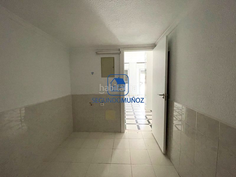Foto d93cd3a3-74af-4009-a8e3-71c35d688a8e. Local comercial a Mazarrón casco urbano Mazarrón