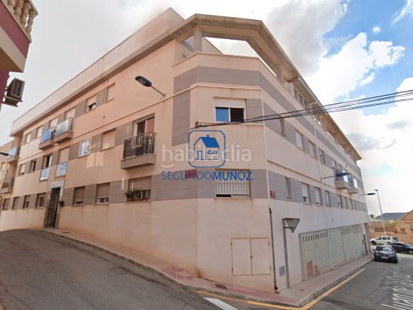 Foto d9f8c3a1-0b23-4b09-be81-885207467236. Aparcament cotxe a Mazarrón casco urbano Mazarrón