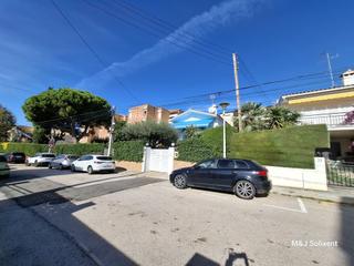 Chalet  Calle mir geribert. Venta de chalet en comarruga