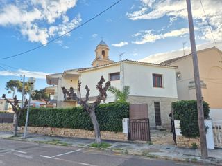 Casa adossada  Carrer carrer de sant fructu�s, 3. Magn�fico chalet pareado en brisamar