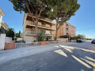 Planta baixa a Sant Salvador. Planta baja en sant salvador de dos habitaciones con garaje priv