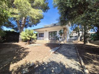 Maison à Els Masos - Els Garrofers. Espectacular casa 4 vientos a reformar en els massos el vendrell