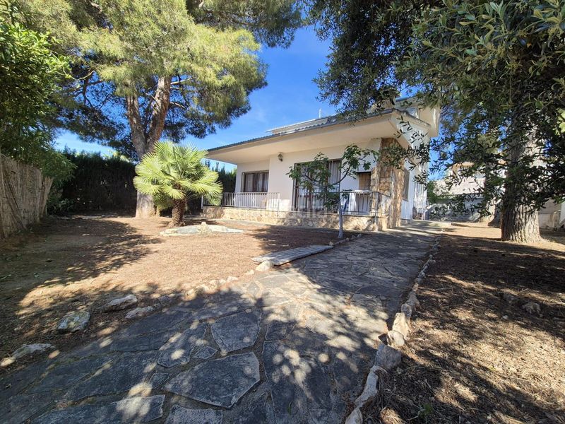 Foto f44d80c2-42b2-4295-a641-ff987a6658f2. Casa amb aparcament a Els Masos - Els Garrofers Coma-ruga
