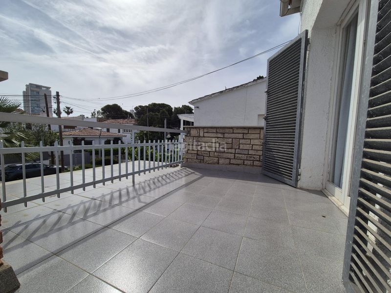 Foto e0a9ed3a-0ce6-4674-badf-4fe883ddee3d. Pis amb aparcament a Coma-ruga platja Coma-ruga