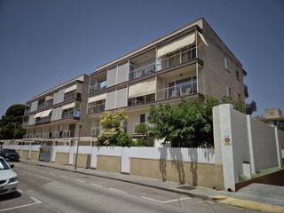 Pis a Coma-ruga Platja. Piso de 1 habitacion, parking, trastero y piscina comunitaria