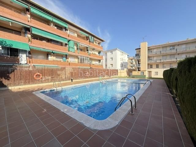 Foto f225887c-2028-4f2b-b72b-b307483e80ef. Pis amb calefacció aparcament piscina a Coma-ruga platja Coma-ruga