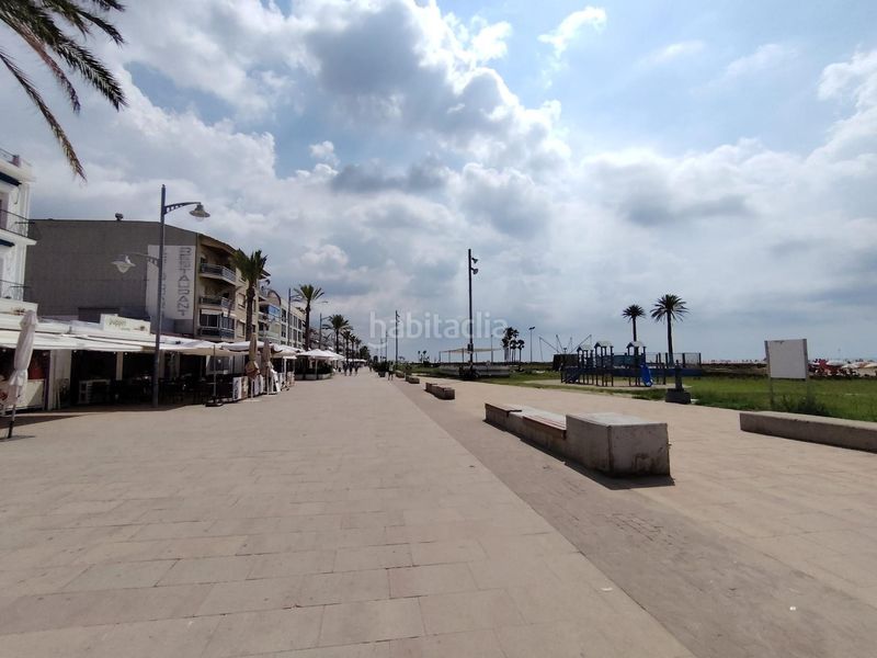 Foto 8bc42b10-94ae-4b2a-89d6-10660cecd385. Pis a Coma-ruga platja Coma-ruga