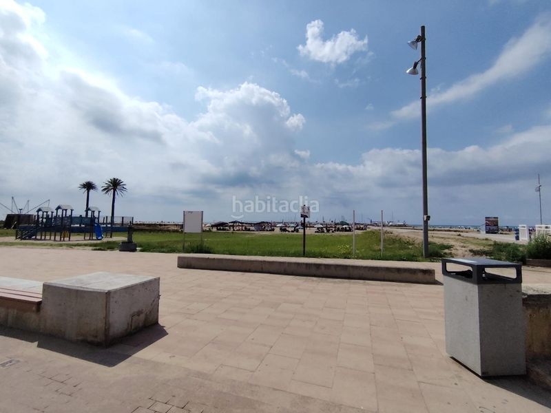 Foto cbe0438a-0d6d-4249-8611-9e2ebe53c21d. Pis a Coma-ruga platja Coma-ruga