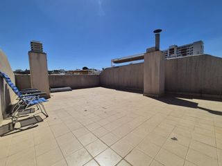 Attico in Coma-ruga Platja. Atico de dos habitaciones dobles con gran solarium de 60m2