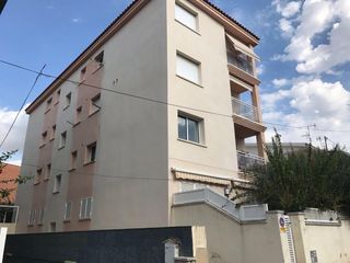 Pis a Calle santiago rusi�ol 19. Piso seminuevo, con ascensor y parking en comarruga