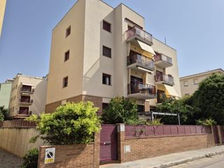 Appartement  Carrer carrer cantàbric. Exclusivo apartamento en sant salvador de 3 habitaciones, 2 baño