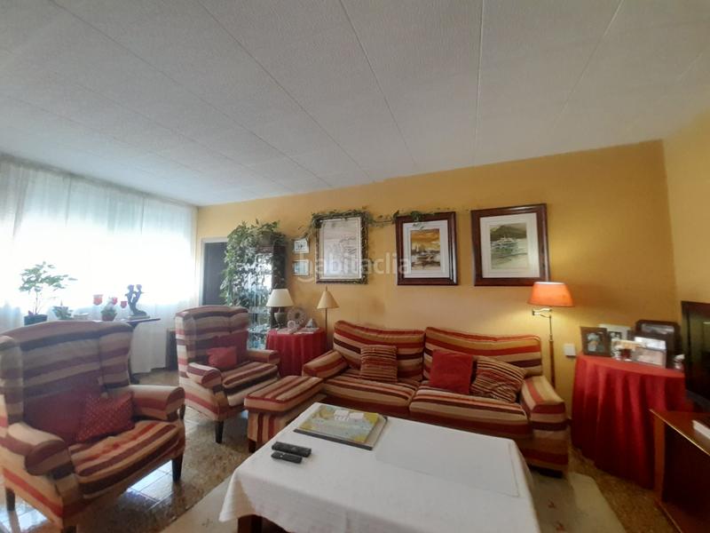 Foto efbfb6f6-62d0-46f5-8a07-bd9d85eb4d64. Casa edificio-casa en venta en santa coloma en Llatí Santa Coloma de Gramenet
