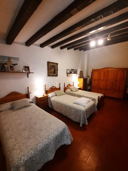 Foto 8ba769d2-747a-4122-af53-d23f21ea83e4. Casa s en venta en el barrio del Canyet en Canyet Badalona