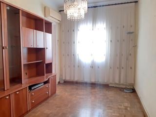 Appartement  Carrer de rosalia de castro. Junto al hospital de la santa creu i sant pau joya modernista.