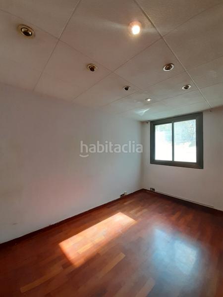 Foto 8324b99c-a252-43ad-a7df-3cb7fc47da5a. Local comercial  sepulveda en Sant Antoni Barcelona