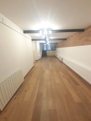 Geschäftsraum in Carrer de Francisco Giner