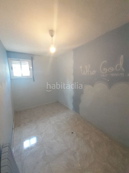 Foto 868e9598-61fb-4b65-8a75-ff40f7e367c2. Piso en Montbau Barcelona