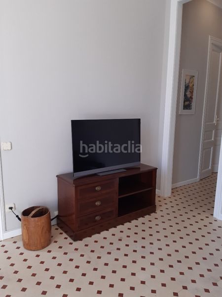 Foto da039306-8a8b-4641-a084-3d20819eb706. Pis amb calefacció a La Nova Esquerra de l´Eixample Barcelona