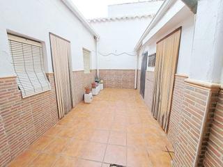 Maison à Valdepeñas. Casa en 2 plantas, zona convento