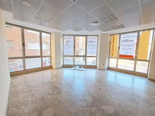 Location Bureau à Valdepeñas. Oficina en pleno centro