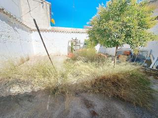 Maison à Valdepeñas. Casa junto al convento, para reformar o tirar