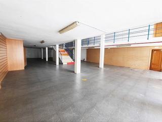 Lloguer Local Comercial a Valdepeñas. Local comercial en pleno centro con 500 m2