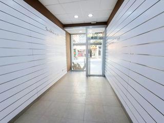 Lloguer Local Comercial a Valdepeñas. Local comercial en pleno centro