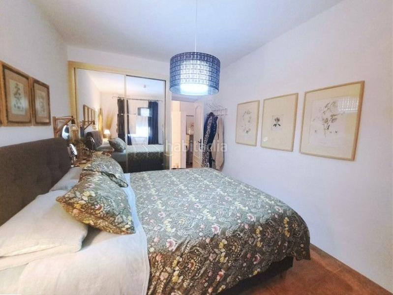 Foto dac1c4ea-37fe-49d6-a9be-6b98ceffba75. Piso vivienda en planta baja, acceso independiente, y con nave en Valdepeñas