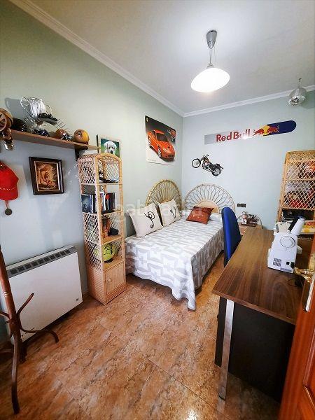 Foto 38637c0e-4d48-4dd9-af6e-b36c4b8fa45a. Haus mit heizung in Valdepeñas