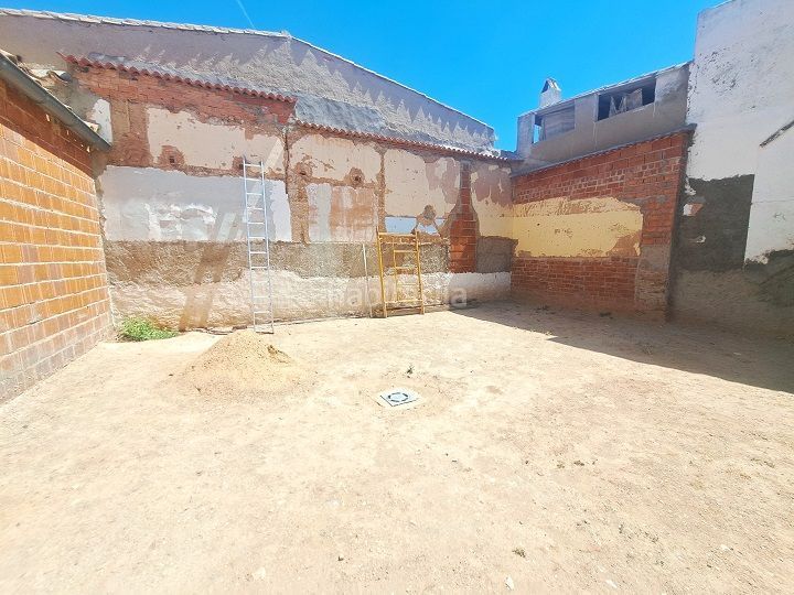 Foto 4c0ff977-6606-4a67-a62e-3e9b9a60e521. Casa a Valdepeñas