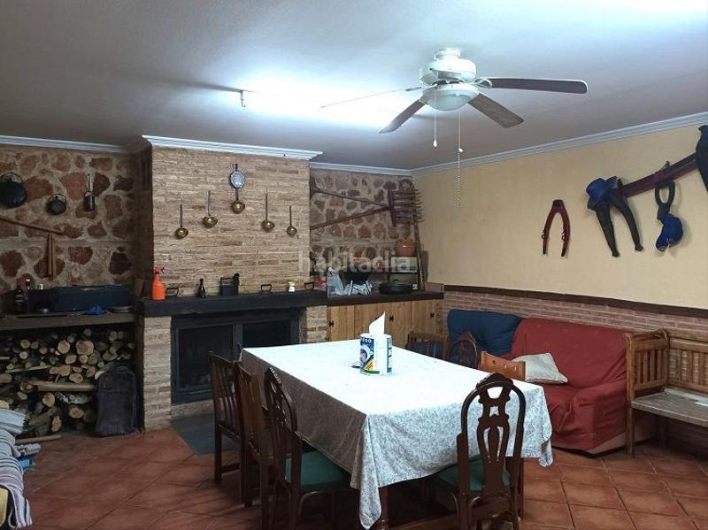 Foto 68f9209d-c590-43e5-89ca-893dad40ed3b. Haus mit heizung in Valdepeñas