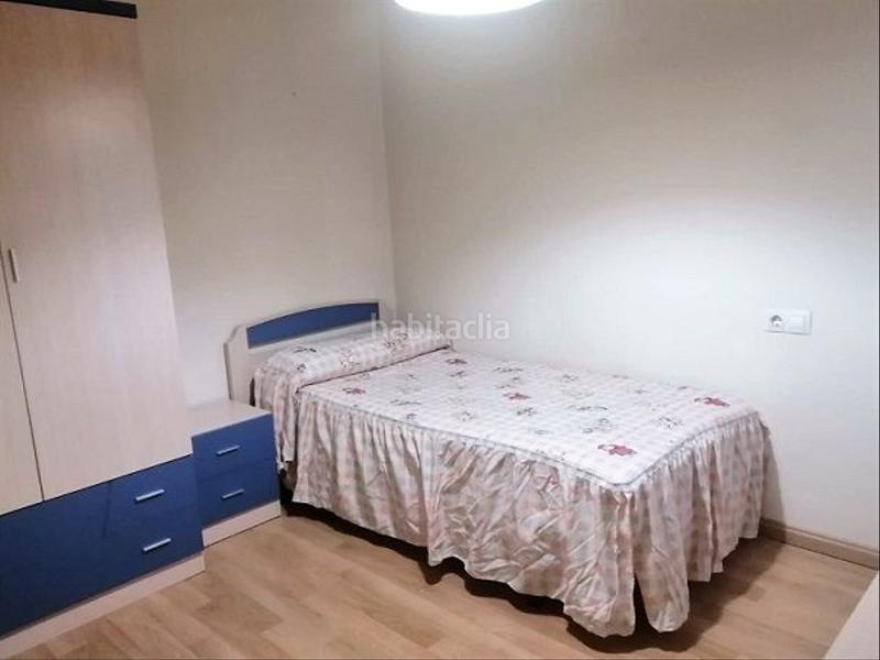 Foto b0ce6c95-34e9-4de6-85c0-7115bacd3ad5. Pis amb calefacció a Valdepeñas