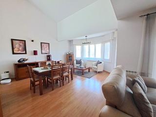 Haus in Valdepeñas. Fantástico chalet en venta, zona nuevo valdepeñas