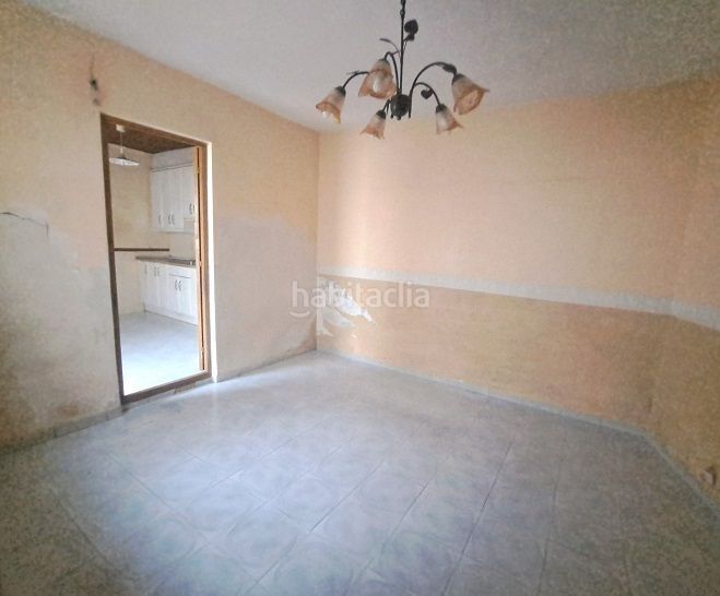 Foto f6eaeb09-233c-4a13-a7fa-597c0c1b697f. Casa a Valdepeñas