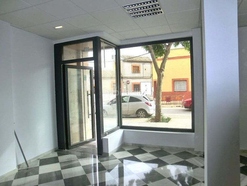 Foto 390ec208-fba4-4b8b-bb55-ce5da64527f0. Local comercial a Valdepeñas