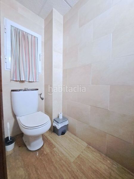 Foto 6863375c-af58-435c-aa9d-aa2e23a8df7a. Casa amb calefacció aparcament a Valdepeñas