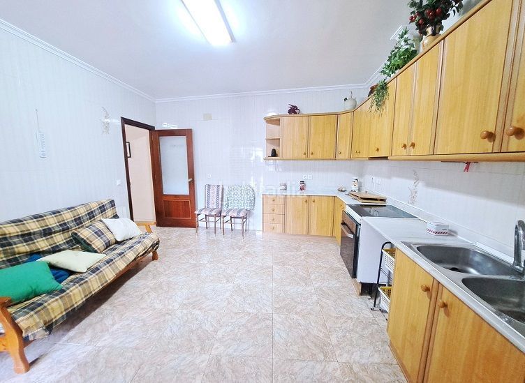 Foto 13ce90b0-c3c6-494a-bed5-9141863c2e29. Casa magnífica casa en 2 plantas, con nave de 180 m2 en Valdepeñas