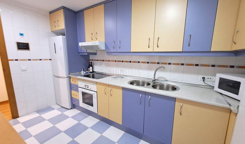 Foto c0de9fc4-d4de-4921-9f80-eedc270cf01e. Alquiler piso fantástico piso con 2 dormitorios y 2 baños, en pleno centro en Valdepeñas