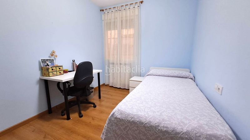 Foto cc9d7f14-149c-426a-84c8-a4c45cf46d9c. Alquiler piso fantástico piso con 2 dormitorios y 2 baños, en pleno centro en Valdepeñas