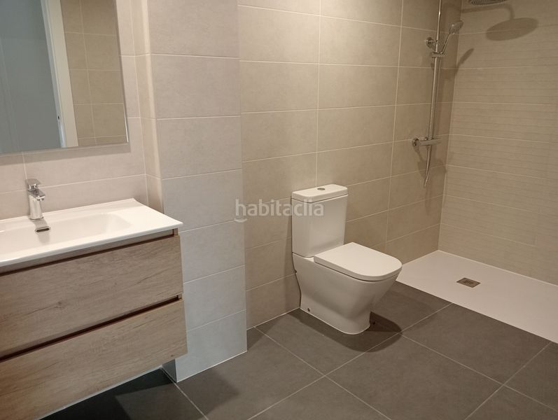 Foto 1c29d997-1830-48ef-99a7-f7978216be5e. Rent flat with heating parking in Eixample Sud-Migdia Girona