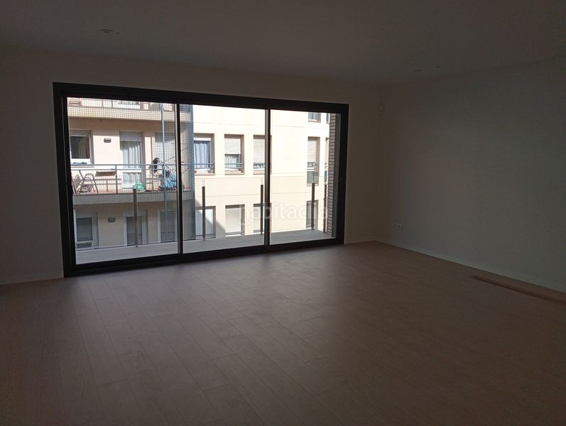 Foto 932f1cb7-157d-4f89-8c54-6e63c3fb8bc5. Rent flat with heating parking in Eixample Sud-Migdia Girona