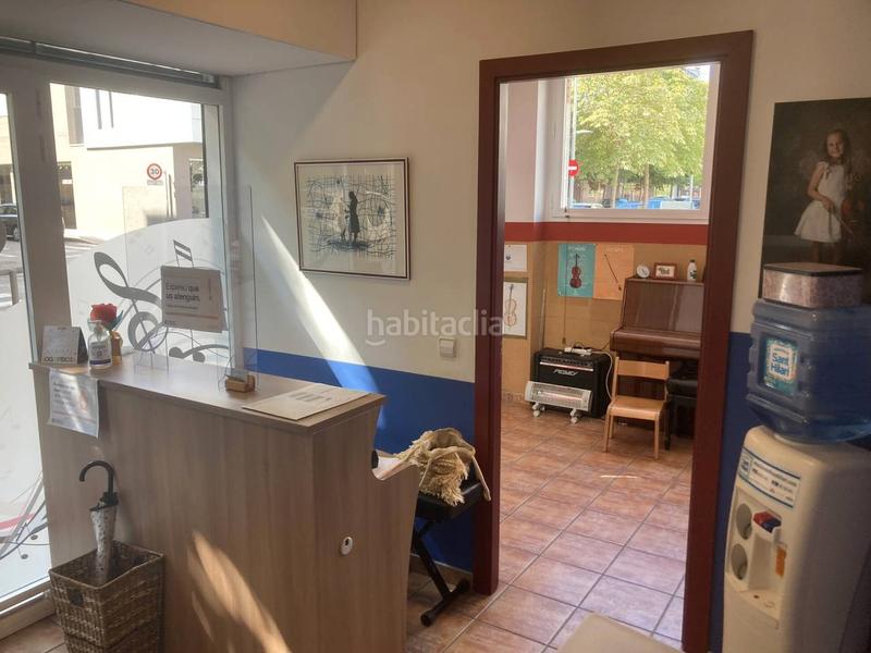 Foto 7e324945-06b0-412d-9860-35c133e352a5. Local comercial a La Devesa Girona