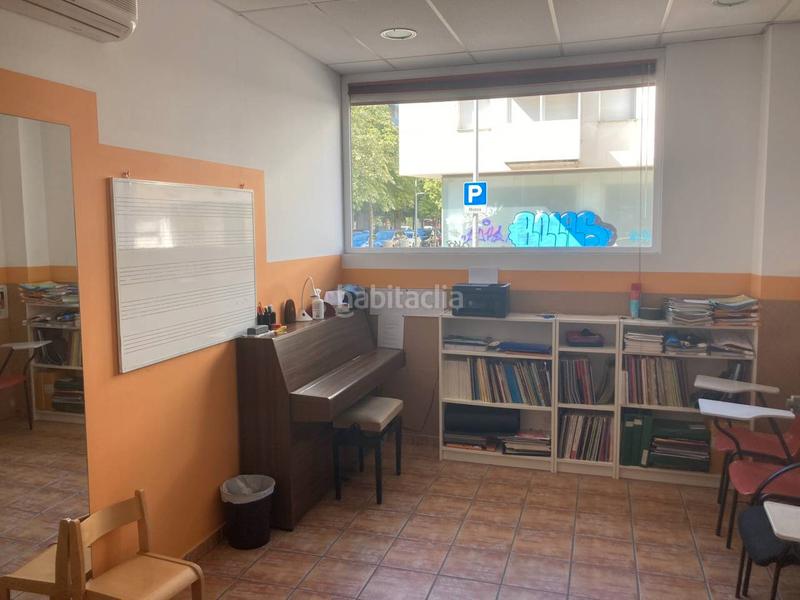 Foto b766e146-7a93-4a64-a55d-5e39994e6cee. Local comercial a La Devesa Girona