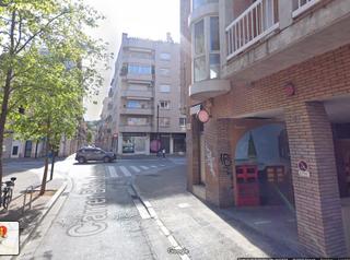 Aparcament cotxe  Carrer migdia. Pk + traster en venda centre girona