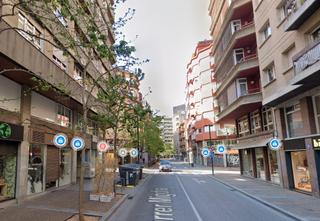 Local commercial à Carrer Migdia